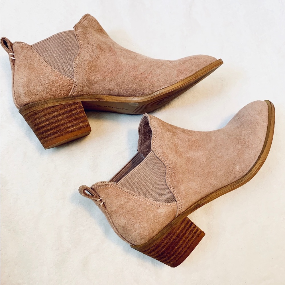 Dusty Rose Ankle Booties